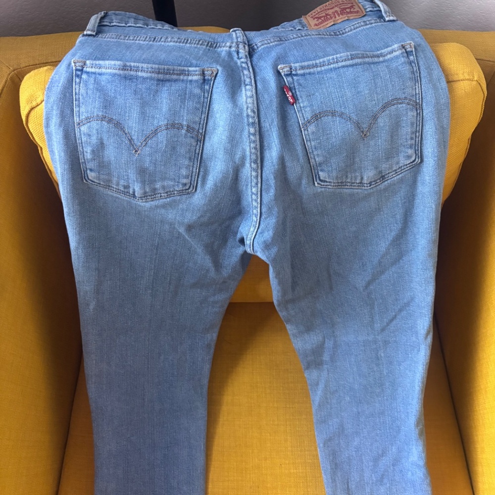 721 High Rise - Picture 3 of 4